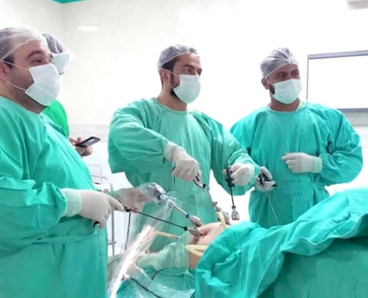 Dr. Máximo Pinto Realiza Mais Uma Cirurgia Inédita Por Videolaparoscopia